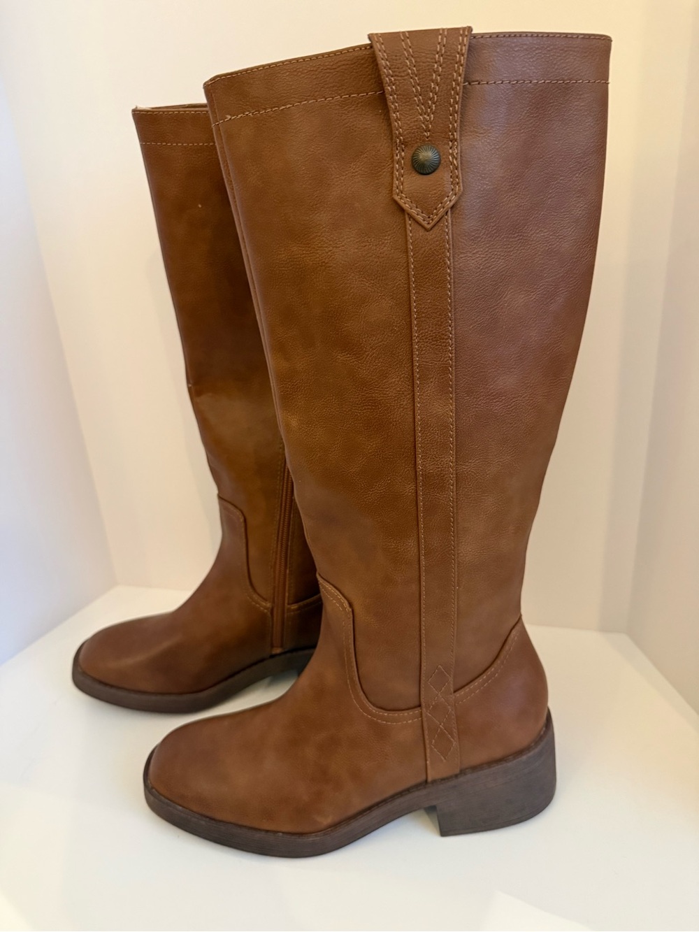 Blowfish Malibu Nomads NWOT Brown Knee High Riding Boots Women’s 9